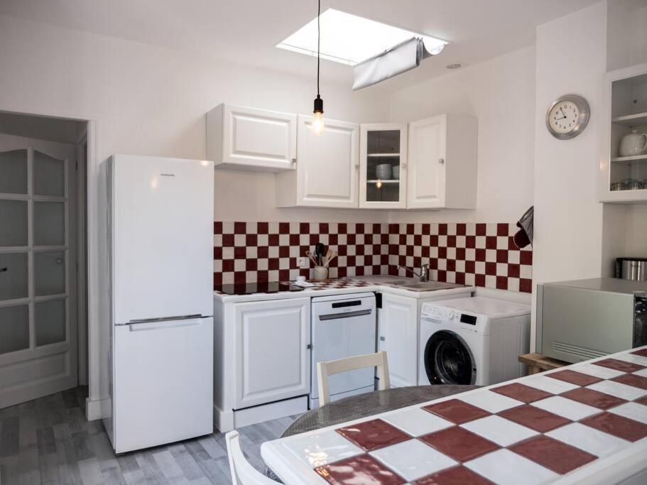 Logement Le Serein Тулон Екстер'єр фото